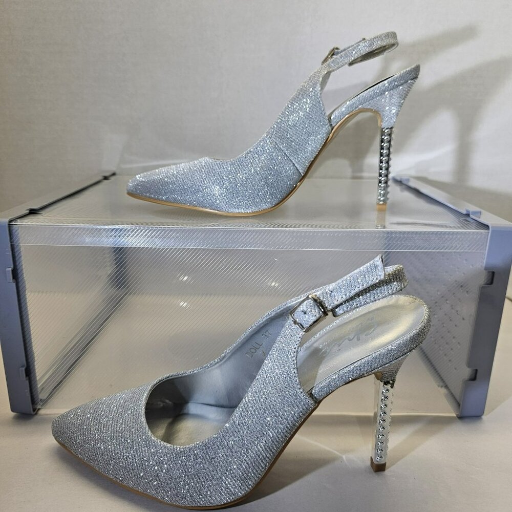 Chic By Lady Couture Doll Silver Shimmer Pointed Toe Slingback Kitten Heels Sz7